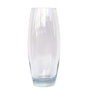 Elegant glass flower vase, ideal for displaying fresh bouquets from Adhoc Flores in Madrid.