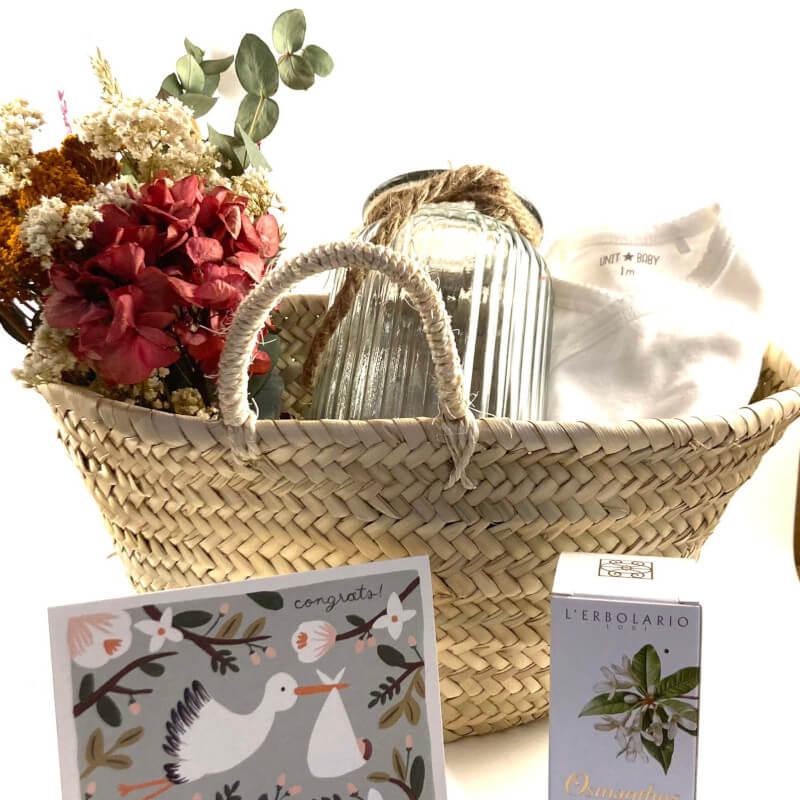 Cesta de nacimiento, regalo para mamás